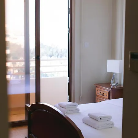 Top Floor Sea View Finikoudes Carisa Ithaki Court דירה *