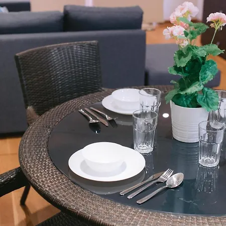 Top Floor Sea View Finikoudes Carisa Ithaki Court * לרנקה